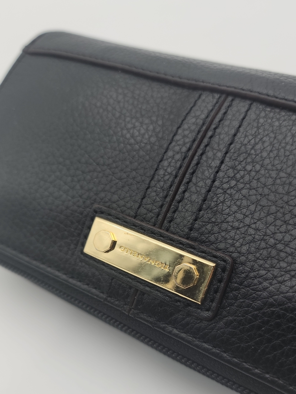 Tignanello Black Leather Continental Zipper Wallet - Picture 2 of 13